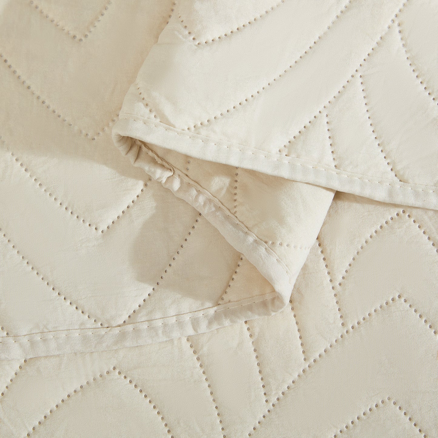 Weston Quilt Set