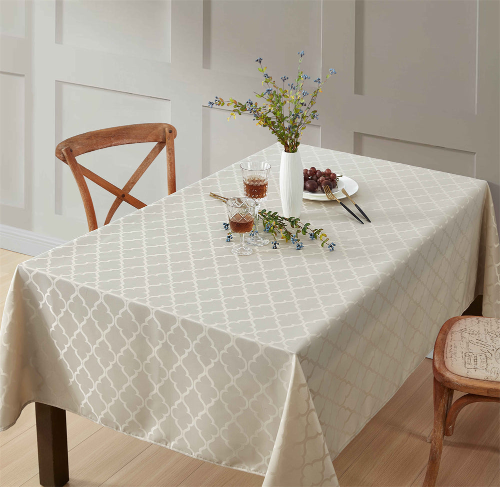 Modena Lattice Tablecloth